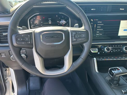 Used 2024 GMC Sierra 1500 Denali w/ Denali Reserve Package image 18