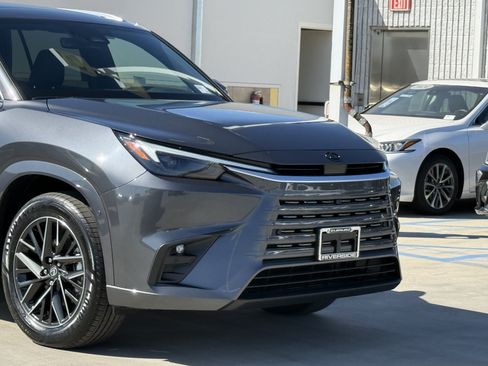 New 2026 Lexus TX 350 AWD image 3
