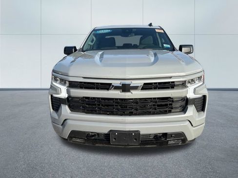 Used 2024 Chevrolet Silverado 1500 RST AWD/4WD image 6