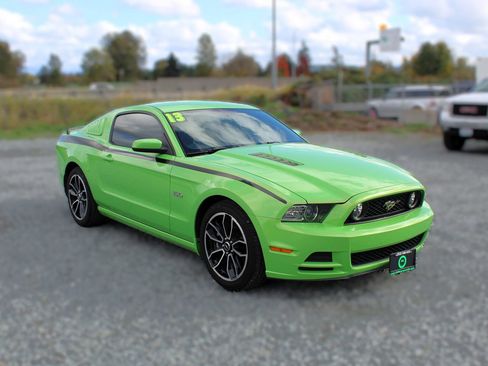 Used 2013 Ford Mustang GT Premium image 1