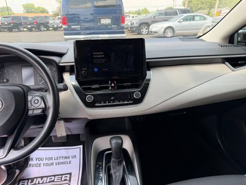 Used 2024 Toyota Corolla LE FWD image 25