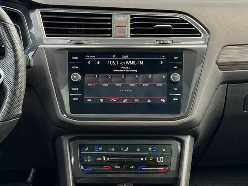 Used 2023 Volkswagen Tiguan SEL R-Line AWD/4WD image 14