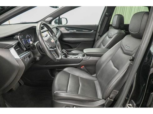 Certified 2022 Cadillac XT5 Premium Luxury image 34