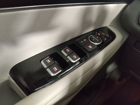 Used 2020 Kia Sorento SX FWD image 27