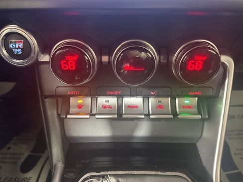 Used 2023 Toyota GR86 Premium image 15