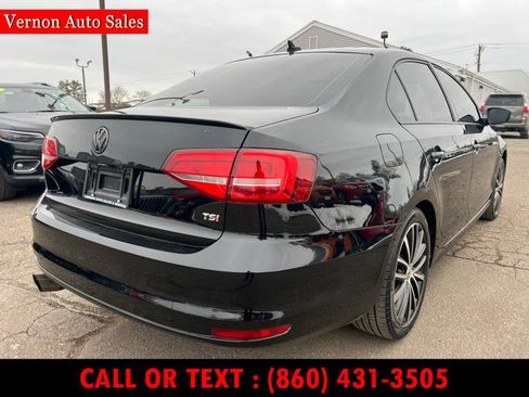 Used 2015 Volkswagen Jetta Sport image 5