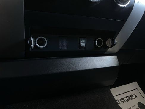 Used 2019 Toyota Tundra SR5 image 40