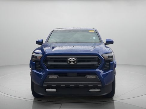 Used 2025 Toyota Tacoma SR5 RWD image 37