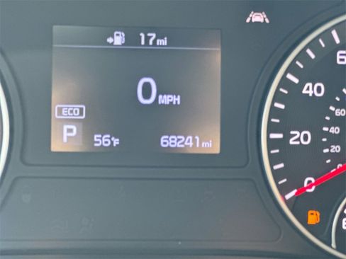 Used 2019 Kia Optima S image 12