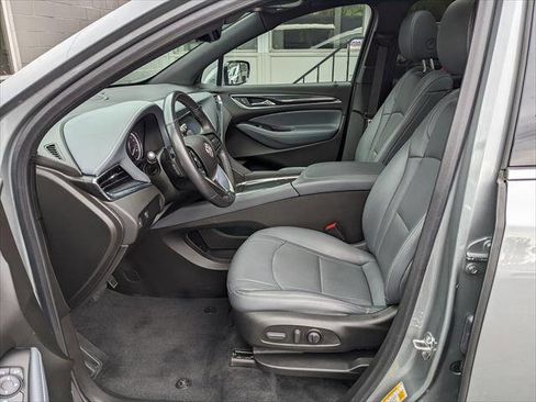 Used 2023 Buick Enclave Essence w/ Experience Buick Package AWD/4WD image 9