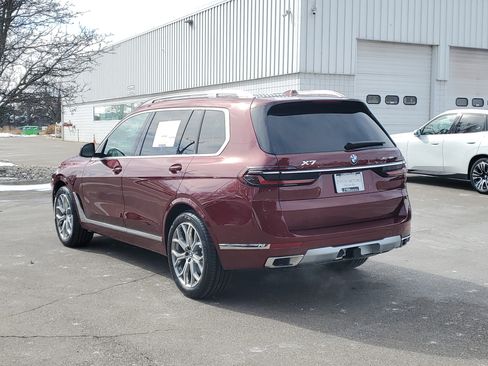New 2026 BMW X7 xDrive40i w/ Executive Package image 2