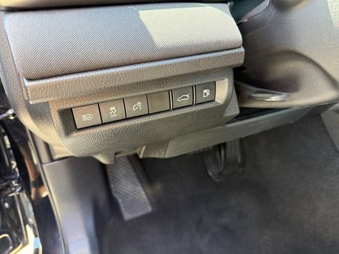Certified 2025 Toyota Camry LE AWD/4WD image 27