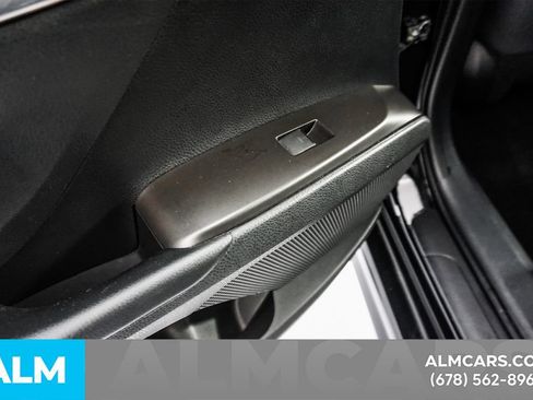 Used 2023 Toyota Camry SE FWD image 44