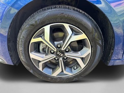 Used 2019 Kia Forte LXS FWD image 10