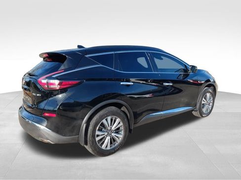 Used 2023 Nissan Murano SV image 9