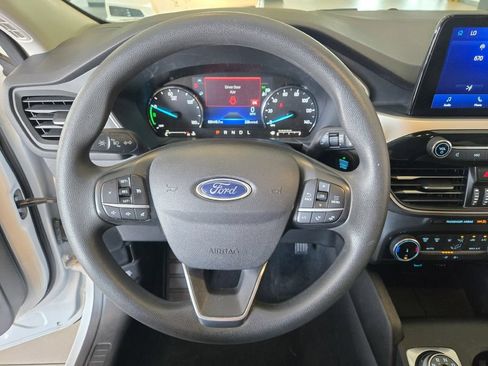 Used 2022 Ford Escape SE FWD image 31