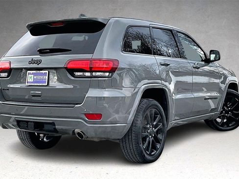 Used 2020 Jeep Grand Cherokee Altitude image 6