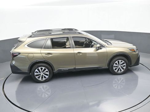 Used 2021 Subaru Outback Premium image 52