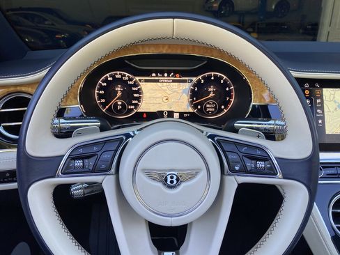 Used 2020 Bentley Continental GT image 23
