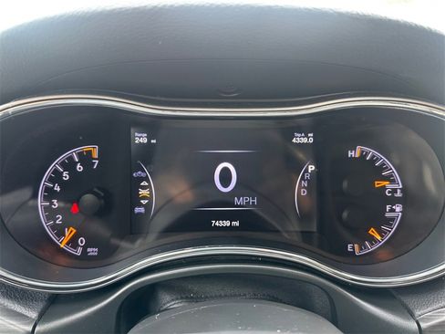 Certified 2021 Jeep Grand Cherokee Limited image 18