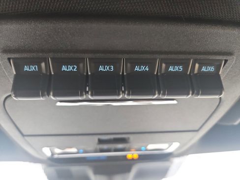 New 2026 Ford F250 Platinum w/ FX4 Off-Road Package AWD/4WD image 34