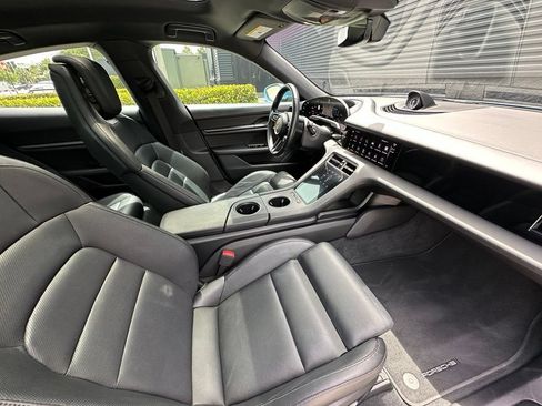 Used 2020 Porsche Taycan 4S AWD/4WD image 45