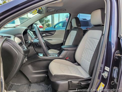 Used 2018 Chevrolet Equinox LS FWD image 9