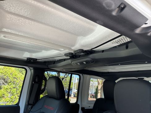 Used 2026 Jeep Wrangler Unlimited Rubicon w/ Safety Group image 28