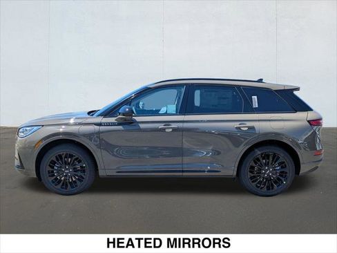 New 2025 Lincoln Corsair Grand Touring w/ Jet Appearance Package image 3