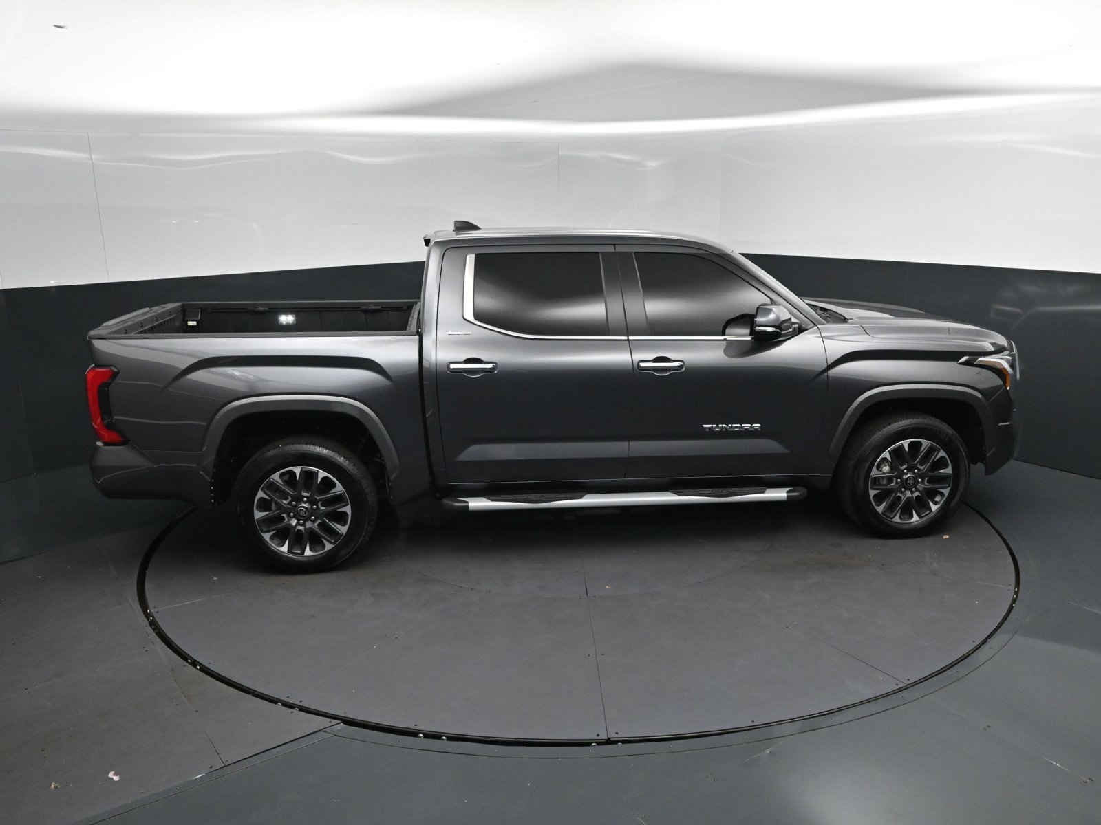 Used 2026 Toyota Tundra Limited w/ Power Package AWD/4WD image 36