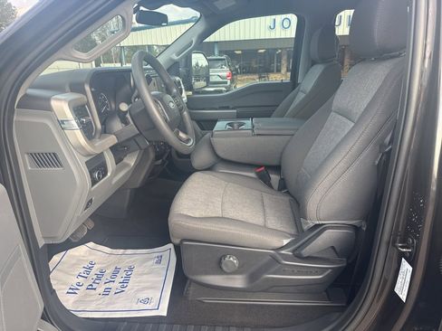 Used 2024 Ford F250 XL w/ STX Appearance Package image 7