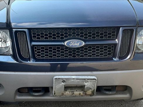 Used 2001 Ford Explorer Sport Trac 4x4 image 29