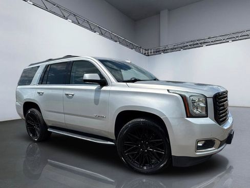 Used 2019 GMC Yukon SLT w/ Open Road Package AWD/4WD image 33