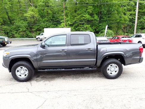 Certified 2019 Toyota Tacoma SR w/ SR Convenience Package AWD/4WD image 10