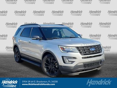 Used 2017 Ford Explorer XLT w/ Equipment Group 202A