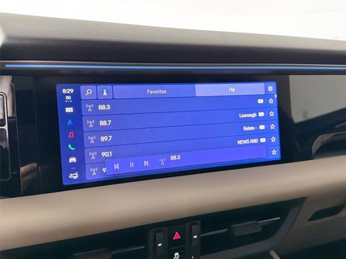 Certified 2026 Porsche Macan Electric RWD image 21
