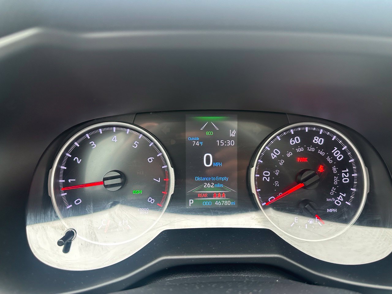 Used 2020 Toyota RAV4 XLE Premium FWD image 15