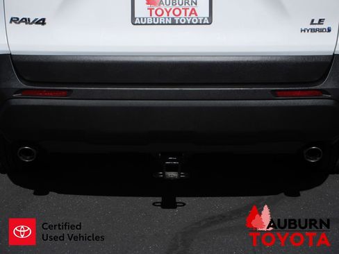 Used 2024 Toyota RAV4 LE image 10