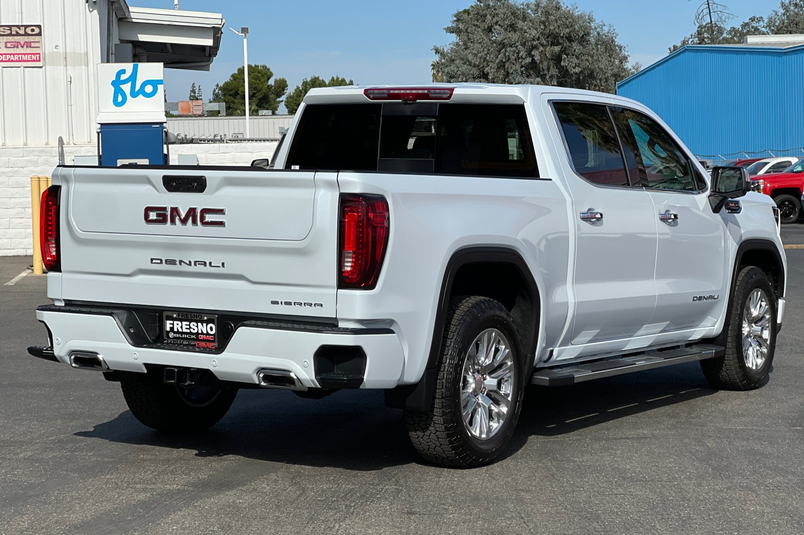 New 2026 GMC Sierra 1500 Denali w/ Technology Package AWD/4WD image 4