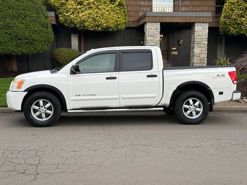 Used 2012 Nissan Titan PRO-4X image 2