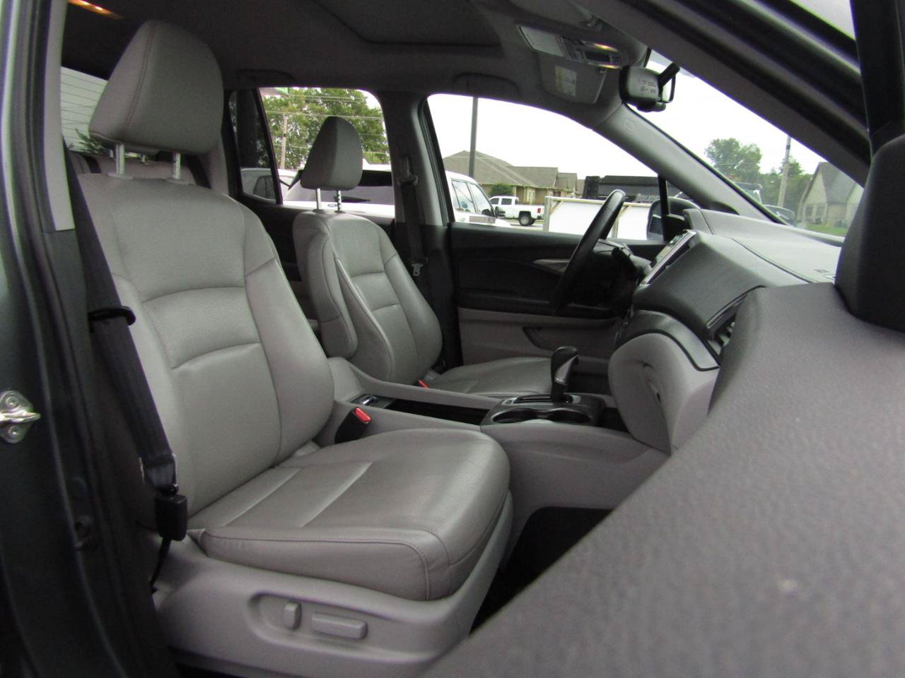 Used 2019 Honda Ridgeline RTL-T image 23