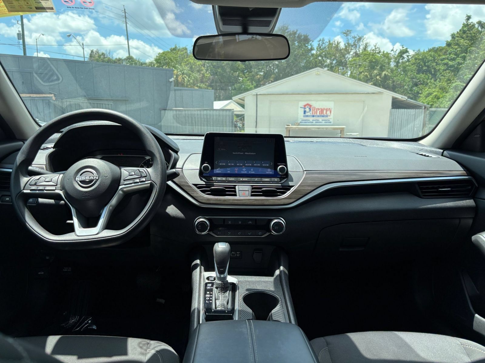 Used 2026 Nissan Altima 2.5 SV FWD image 31