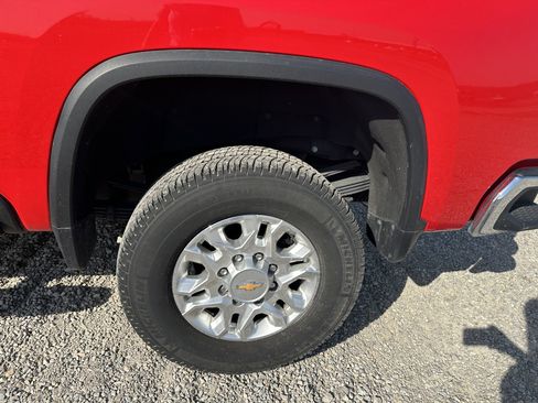 Used 2024 Chevrolet Silverado 3500 LTZ image 6