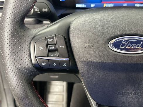 Used 2025 Ford Escape ST-Line image 19