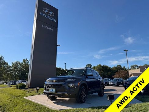 Used 2023 Chevrolet TrailBlazer ACTIV w/ Convenience Package AWD/4WD image 1