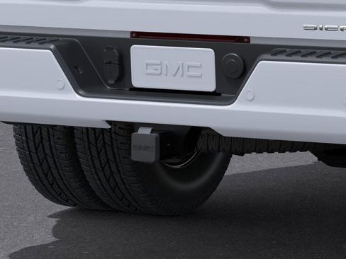 New 2026 GMC Sierra 3500 Denali w/ Denali Reserve Package image 15