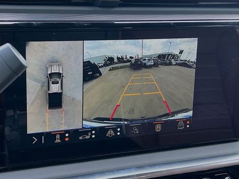 New 2026 GMC Sierra 2500 Denali Ultimate AWD/4WD image 9