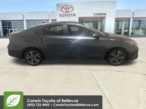 Used 2024 Kia Forte LXS FWD image 6