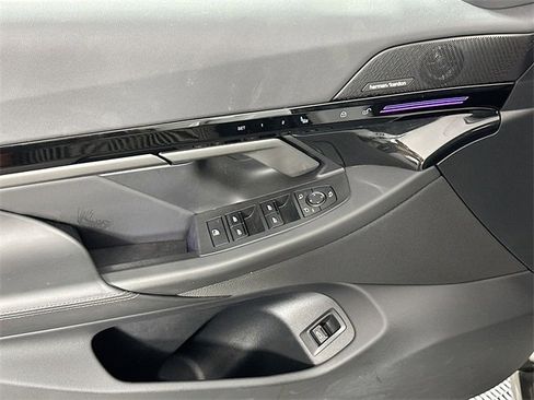 Used 2025 BMW 530i xDrive 530i xDrive image 26