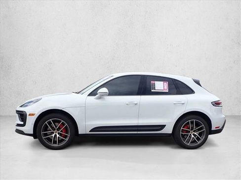 Used 2022 Porsche Macan S AWD/4WD image 2